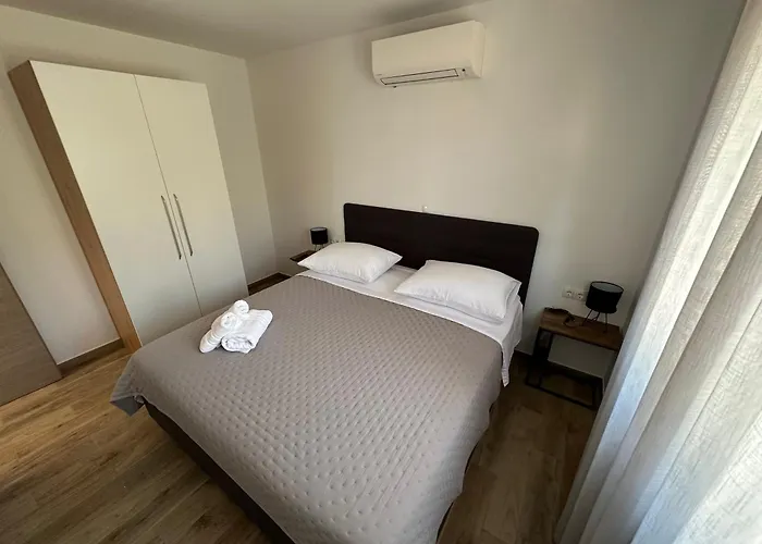 Apartments Top Hill